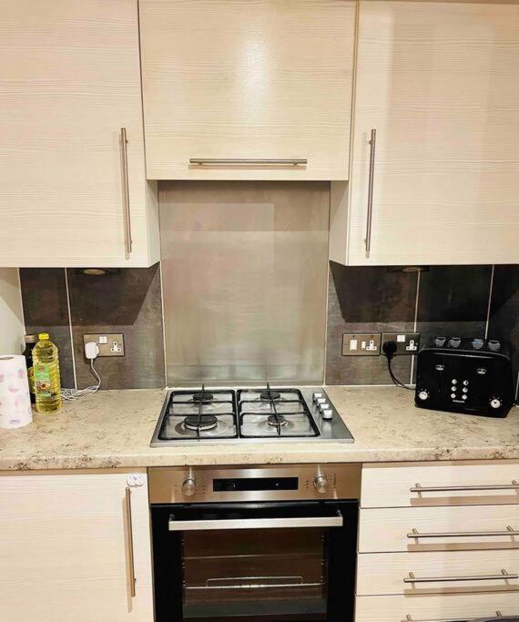 Modern Edinburgh Apartment 2 Bedrooms & Two Bathrooms Exteriör bild