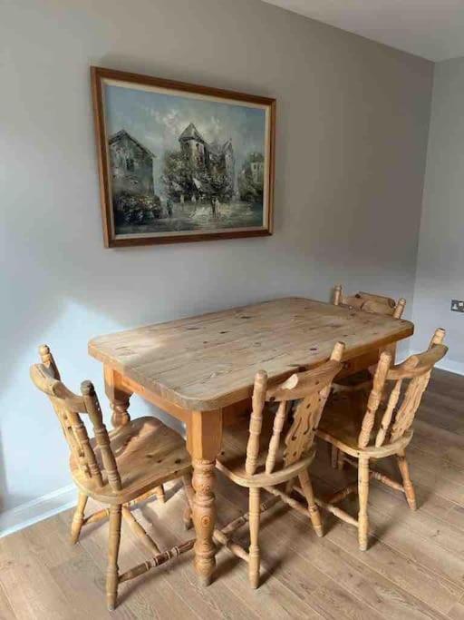 Modern Edinburgh Apartment 2 Bedrooms & Two Bathrooms Exteriör bild